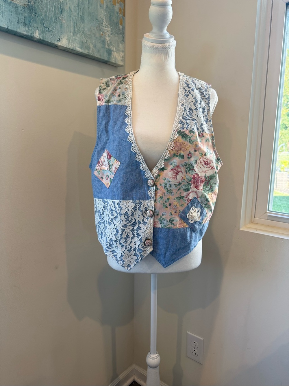 Vintage Y2K Floral Patchwork Lace Vest Blue & Pink Large Cottagecore Grandmacore